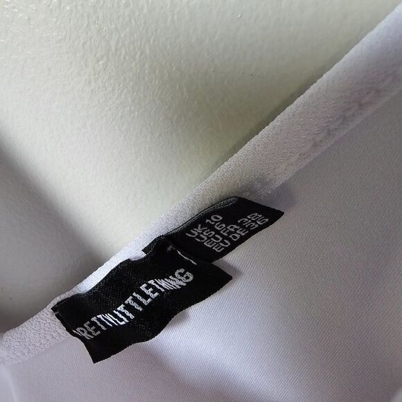 EUC PRETTY LITTLE THING WHITE V NECK TANK SHORT DRESS SIZE 6 US / SMALL - Picture 11 of 14